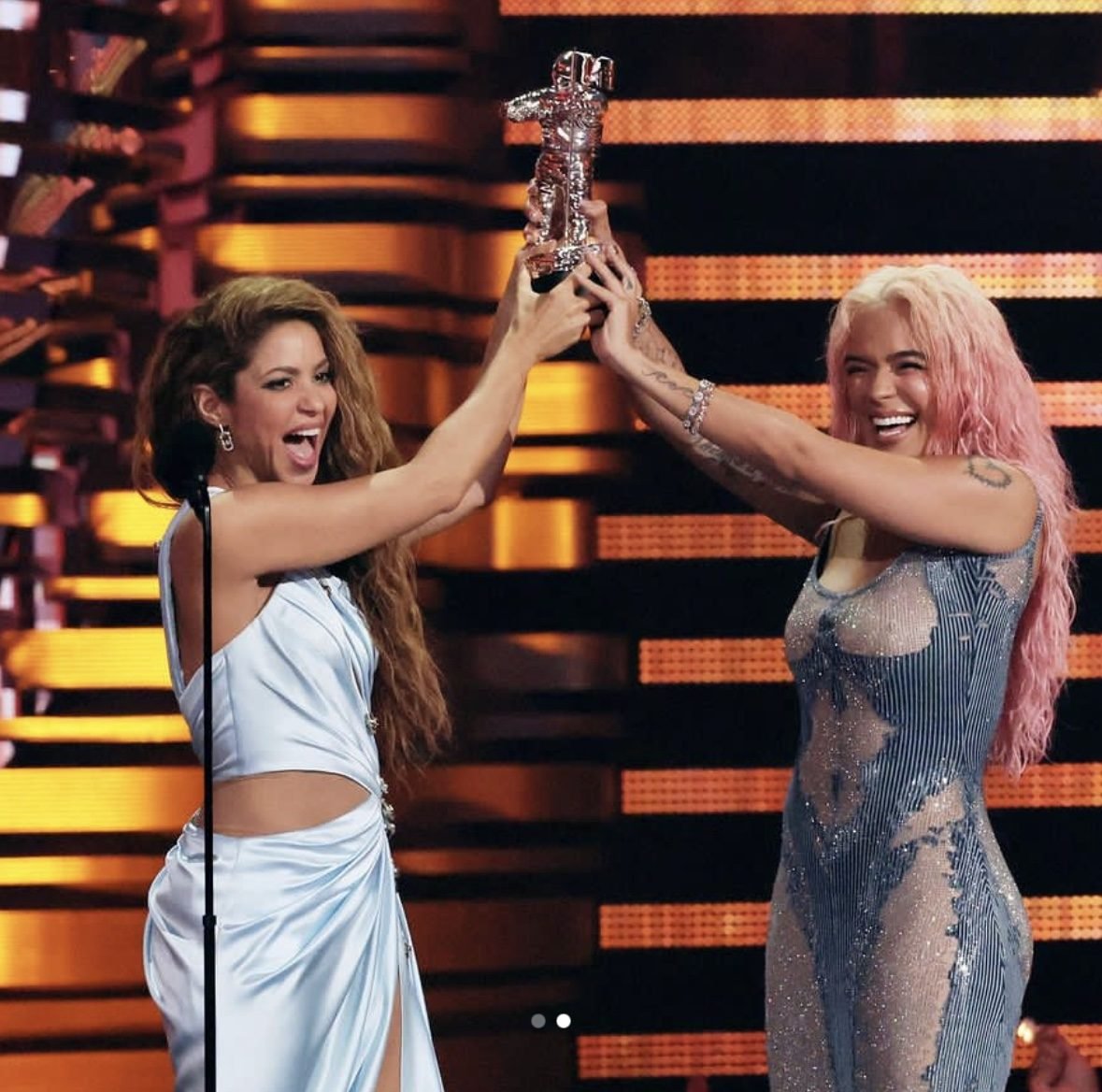 Shakira Y Karol G Ganadoras En Los Mtv Video Music Awards Cw