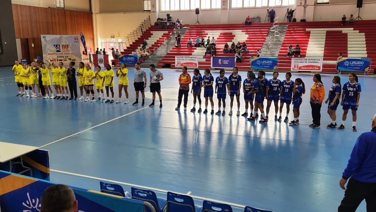 El equipo Juvenil de Colombia debutó en el SURAMERICANO