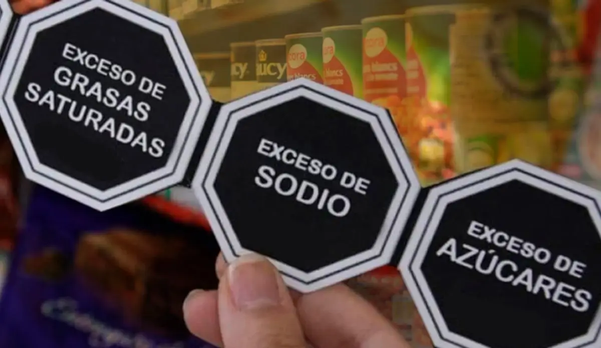 ⁠Todas las empresas de alimentos a poner sellos nutricionales