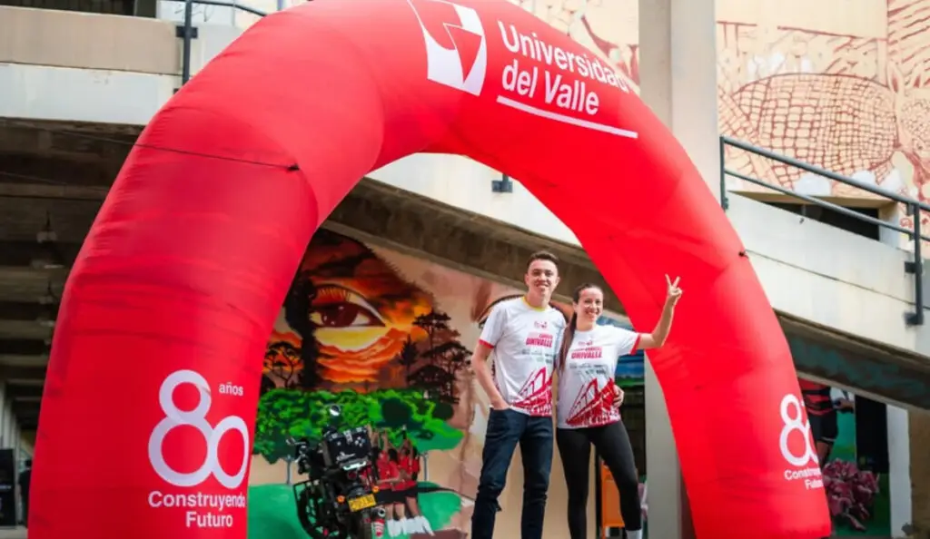 Univalle corrió por sus 80 años