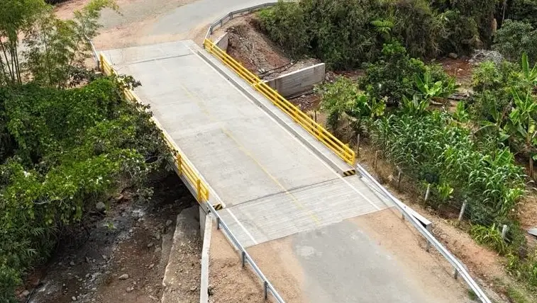 Puente ‘Doña Hermencia’ reduce 10 minutos de viaje