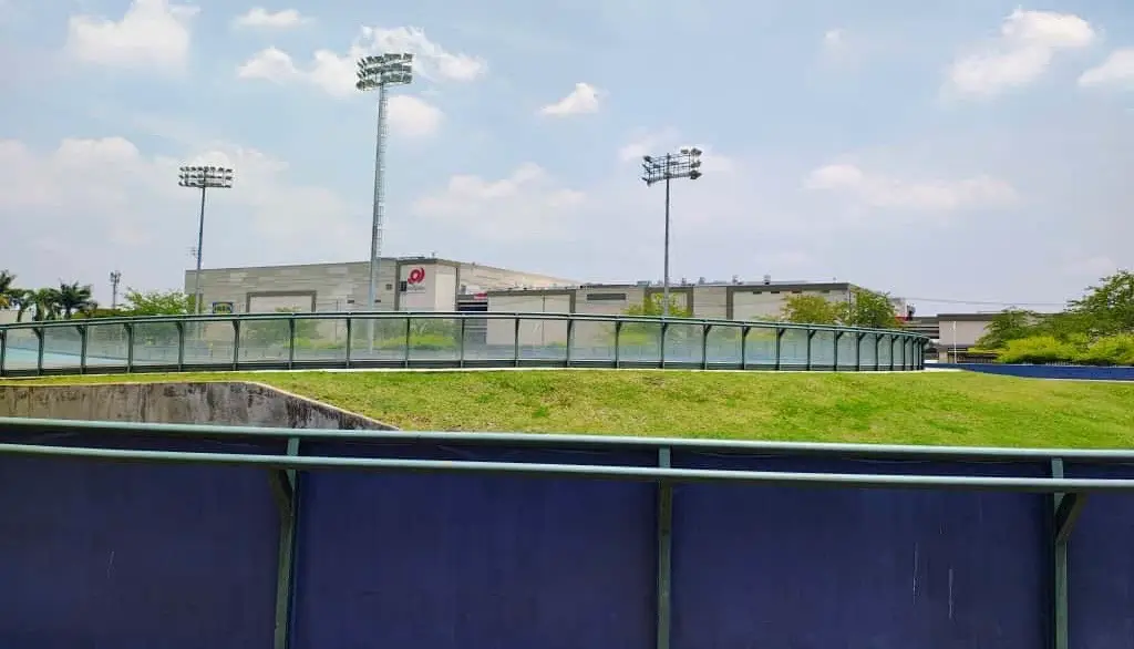 Patinódromo Mundialista de Cali estrena 137 proyectores LED de alta eficiencia