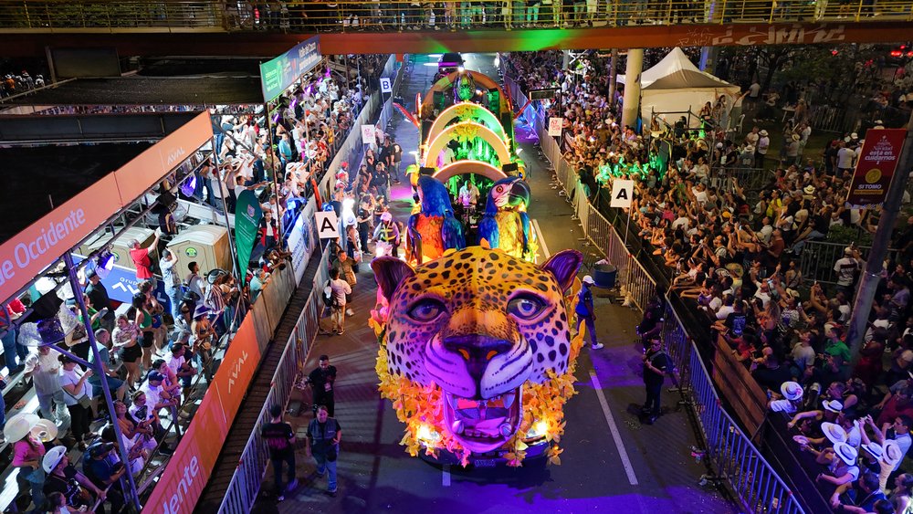 Alcalde confirma que desfiles principales seguirán en Calle 25