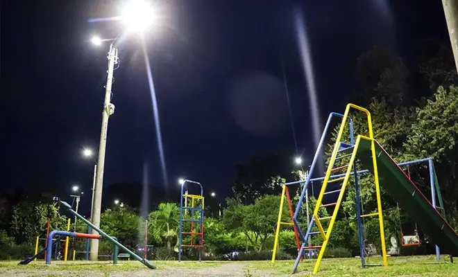 Veedores advierten que detener el alumbrado afectaría a barrios que esperan mejoras