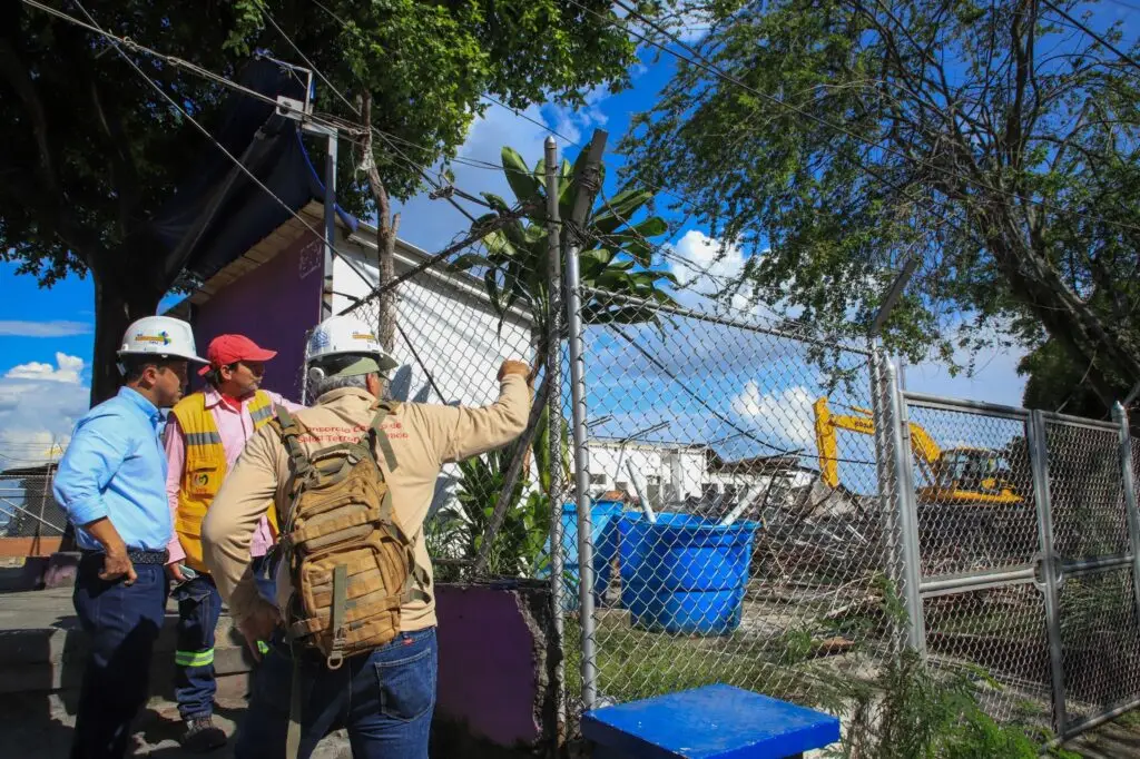 Terrón Colorado da paso a un hospital moderno para la comunidad