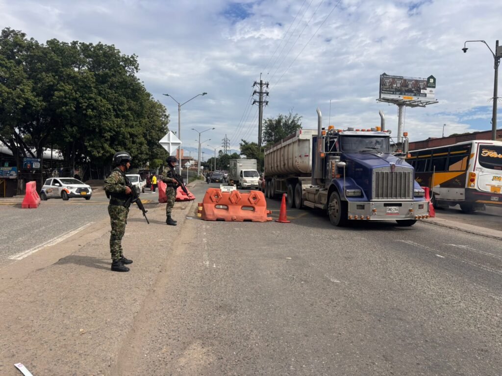 Refuerzan seguridad electoral en el Valle. Foto: Tercera División del Ejército Nacional