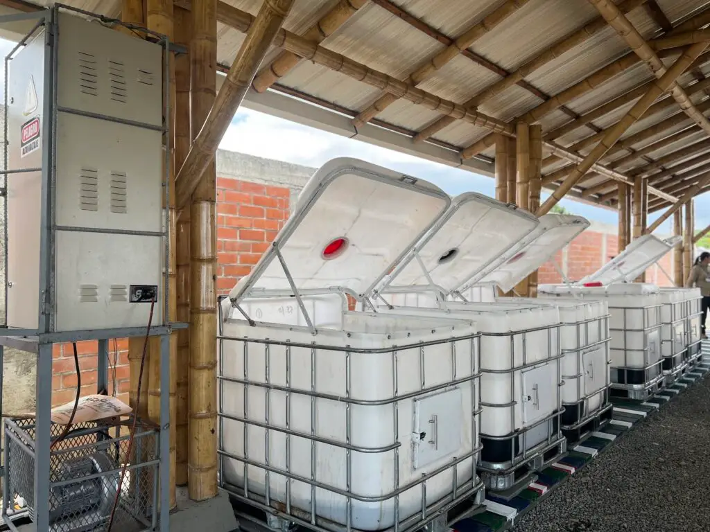 Vecinos lideran primera planta de aprovechamiento de residuos en Comuna 15 Foto: Alcaldía de Cali