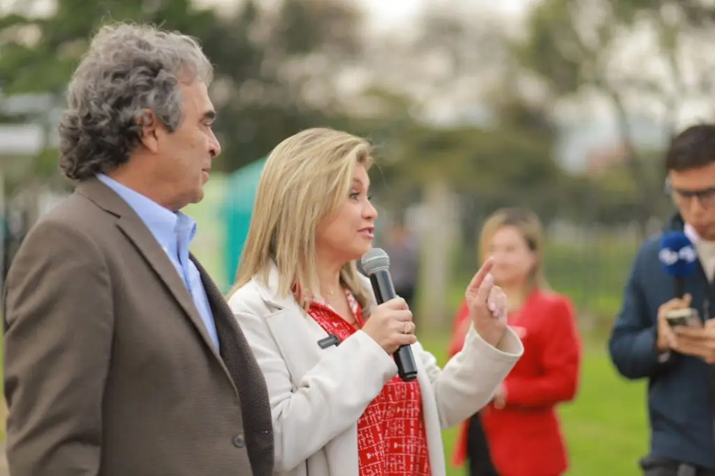 Edna Bonilla acompañará a Sergio Fajardo en la carrera presidencial 2026