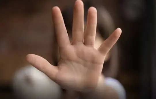 Niñas y adolescentes, las principales víctimas de violencia sexual en Colombia