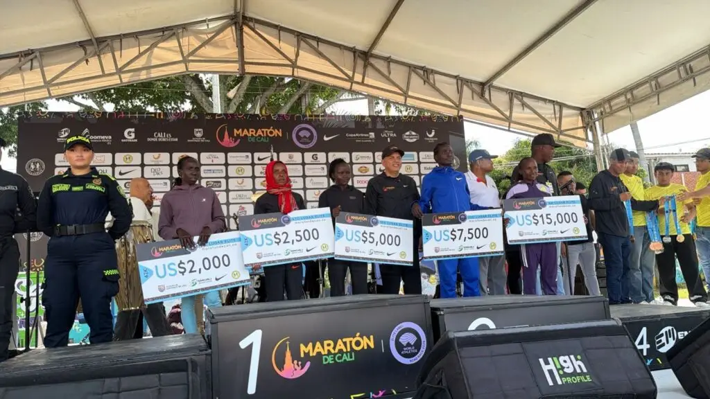 Premiación mujeres 42K de la Maratón de Cali. Foto: Alcaldía de Cali