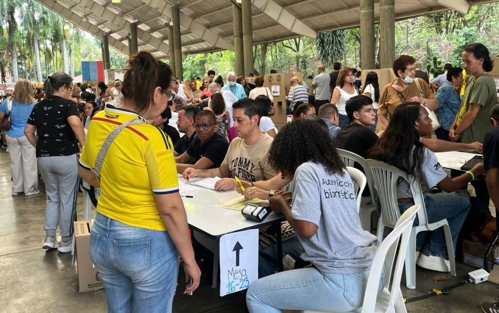 Cali registra alta afluencia en los puestos de votación