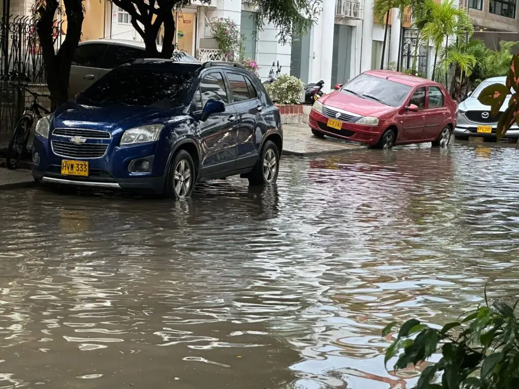 Fuertes lluvias en Cali. Foto: CW+