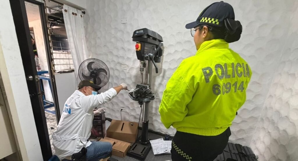 Los operativos se llevaron a cabo en Miraflores y Colseguros. Foto: Policía Cali