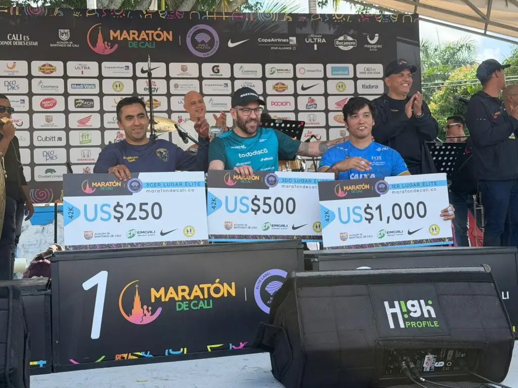 Mejores para-atletas en 42K discapacidad de Maratón de Cali. Foto: Alcaldía de Cali