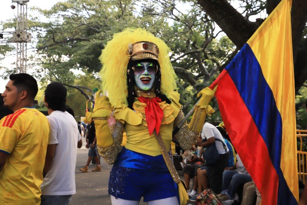 Cali se engalanó de tricolor. Foto: Alcaldía de Cali